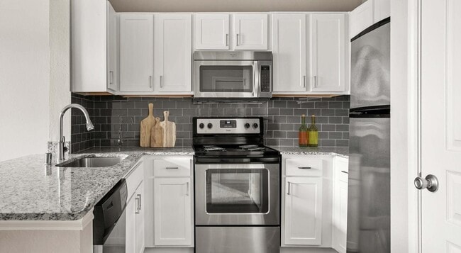 Foto del edificio - 7927 Forest Ln