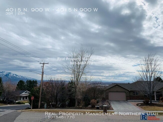 Building Photo - 3 Bedroom 2 Bath, basement home.