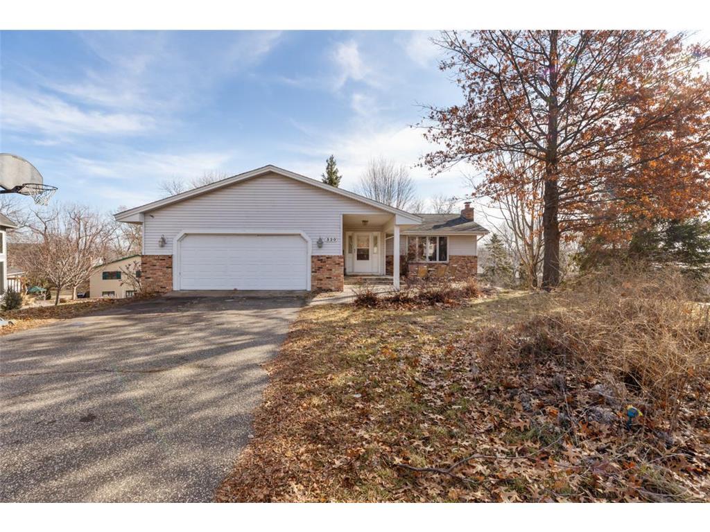 Primary Photo - 520 Lake Summit Ct