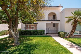 Building Photo - 7684 E Minnezona Ave