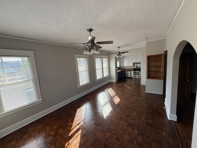 Building Photo - Downtown Gadsden