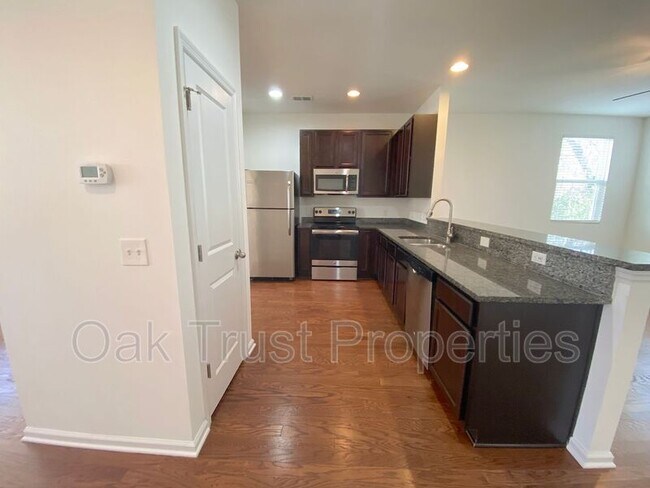 Foto del edificio - 9139 Parlor Dr