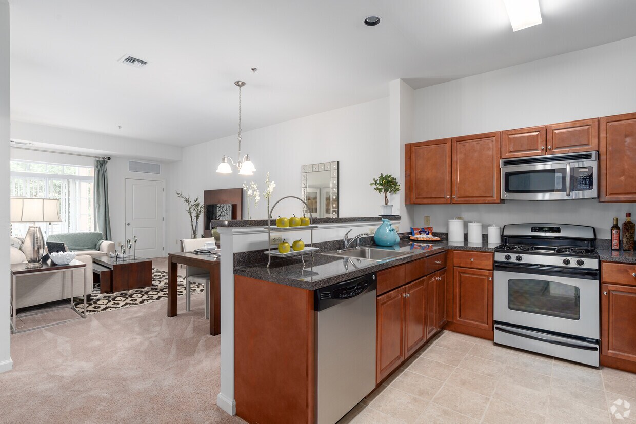 Dekalb Apartments at 26092617 Dekalb Pike East Norriton, PA