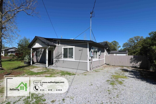 Building Photo - 3457 Charles St. - Country Charms - Detach...