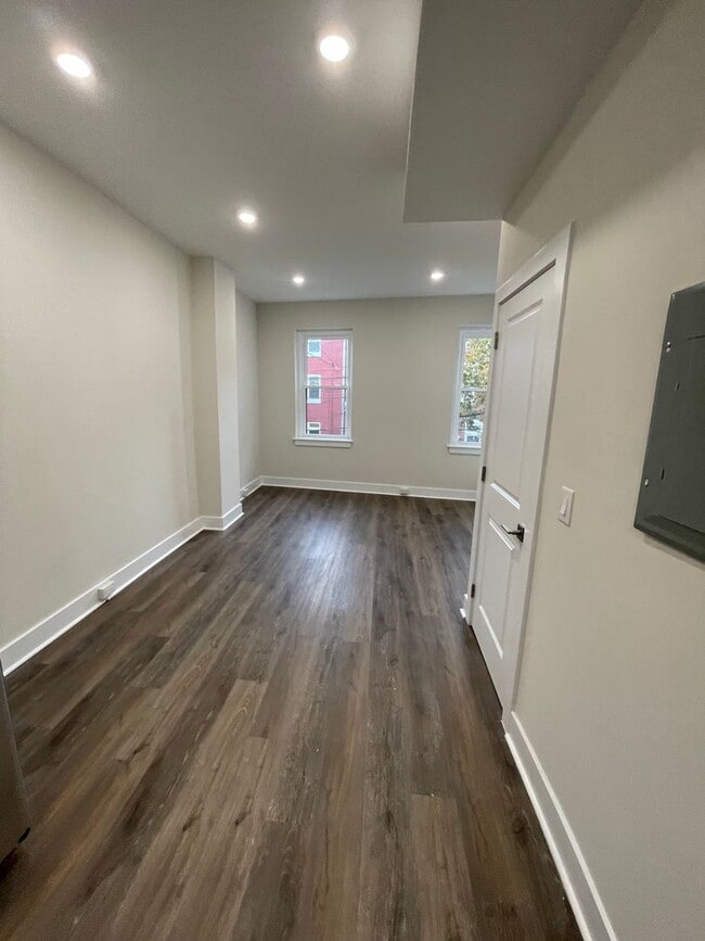 Photo - 507 Christian St Apartment