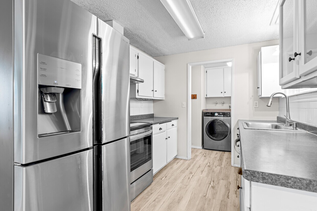 Foto principal - 608 Wabash Ave