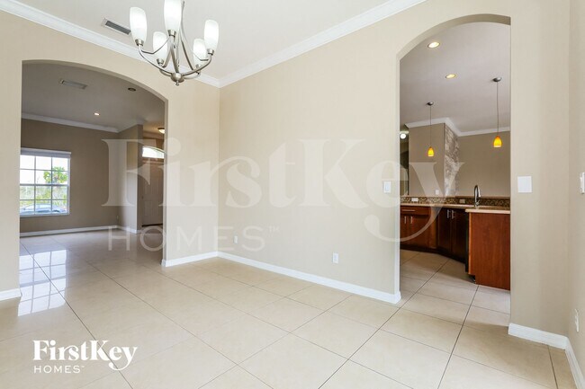 Foto del edificio - 2611 20th St W