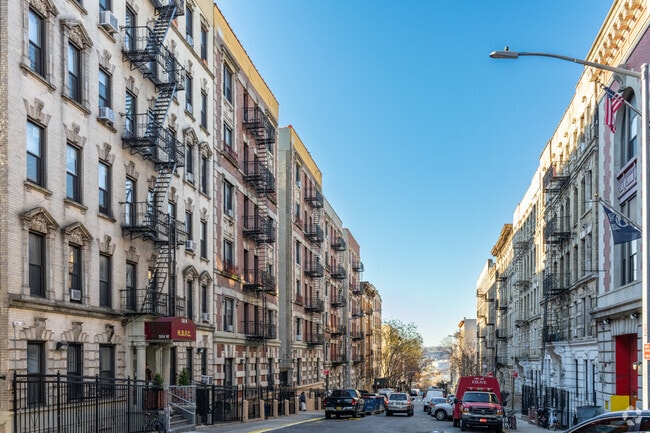 Building Photo - 508 W 139th St