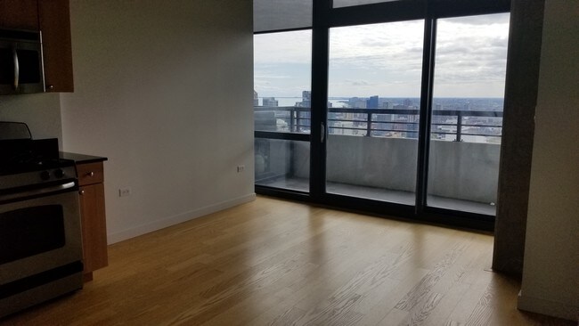 Foto del edificio - 235 W Van Buren St