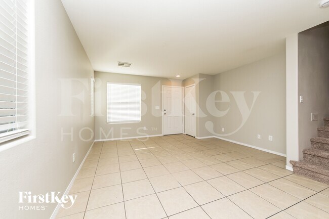Foto del edificio - 8301 W Wildwood Glen Dr