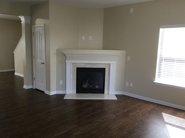 Foto del edificio - 941 Garrison Rd