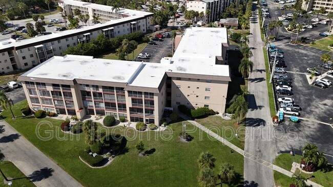 Foto del edificio - 4149 Heron Way