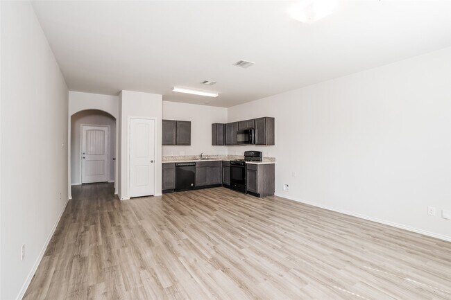 Building Photo - 4831 Giant Sequoia Way