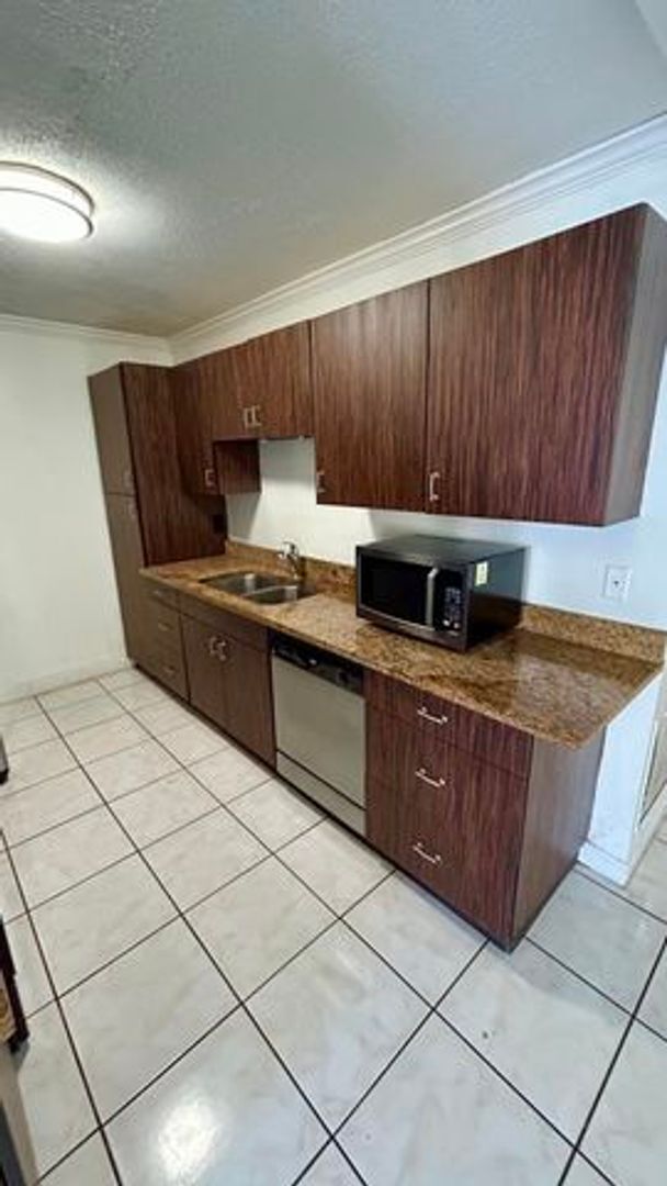 Foto del edificio - 141 Plumage Ln