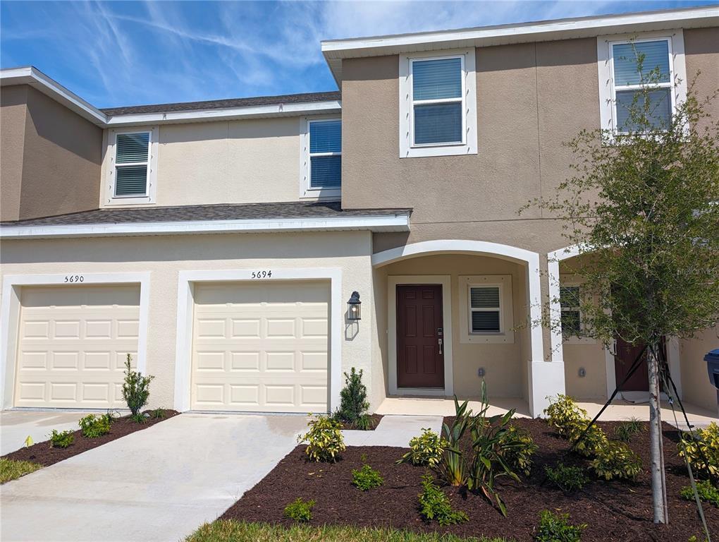 Foto principal - 5694 Archipelago St