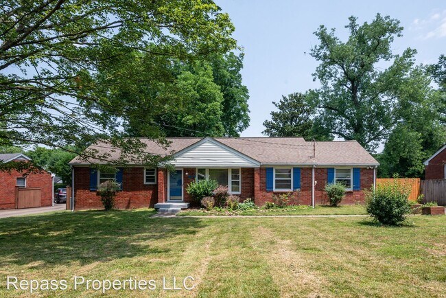 Building Photo - 3 br, 2 bath House - 303 Browning Road