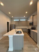 Building Photo - 2200 Grenache Dr