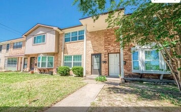 Building Photo - 9108 Kempwood Dr