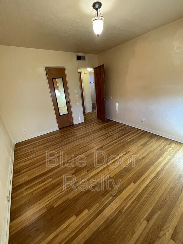 Foto del edificio - 1001 Jackson St SE
