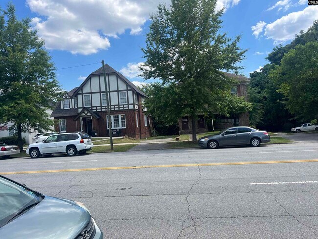Foto del edificio - 2321 Devine St