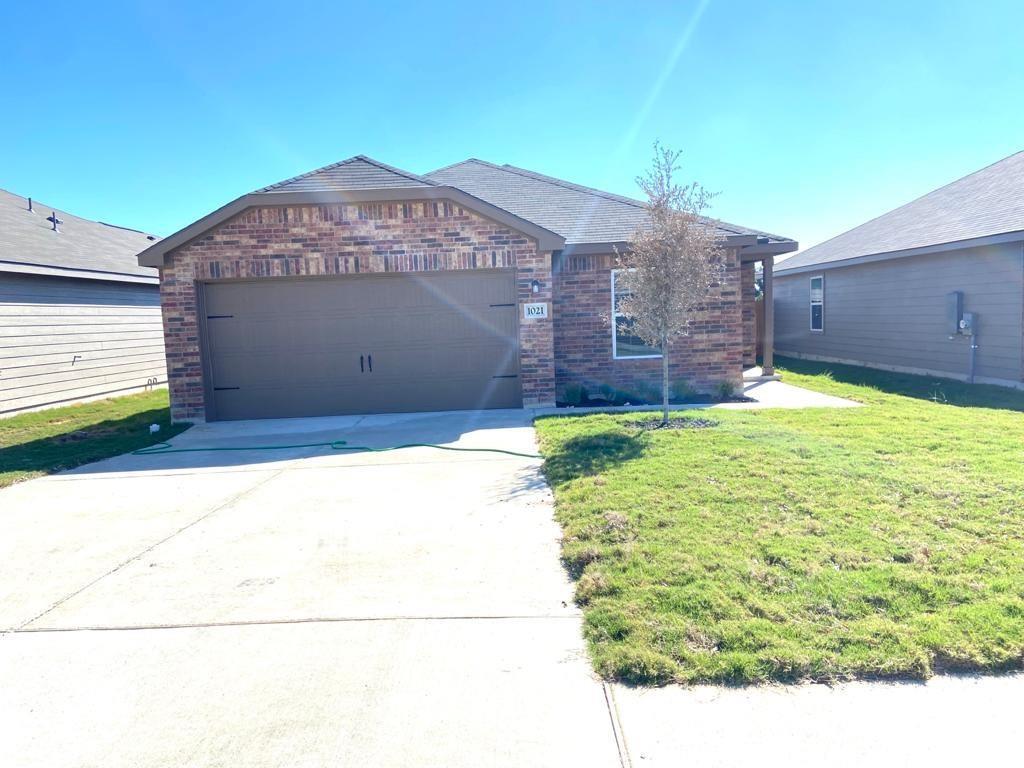 1021 Riverdale Cv, Jarrell, TX 76537 House for Rent in Jarrell, TX