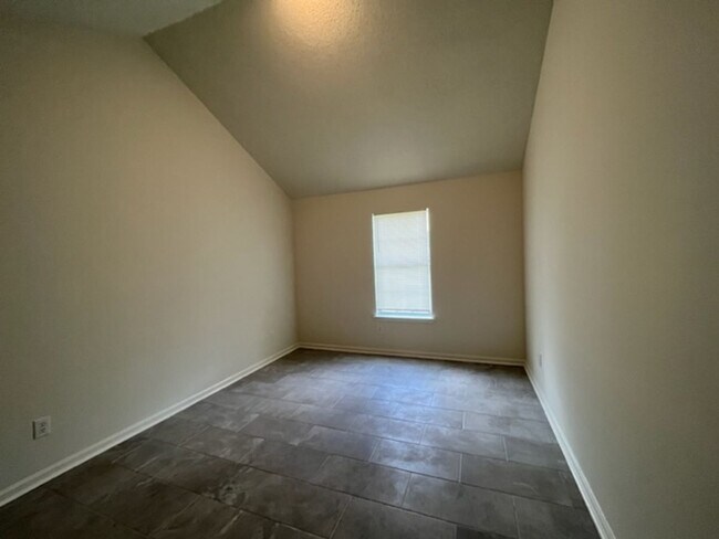 Foto del edificio - Renovated 3 Bedroom 2 Bath Home for Rent f...