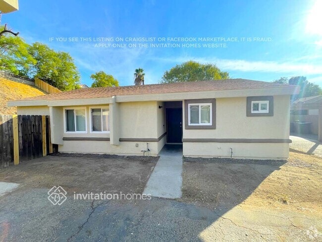 Building Photo - 31012 Camino Del Este