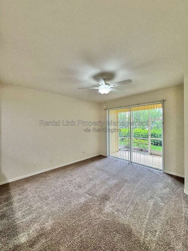 Foto del edificio - 4263 Liron Ave