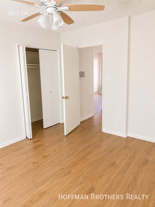 Foto del edificio - 325 N Howard St