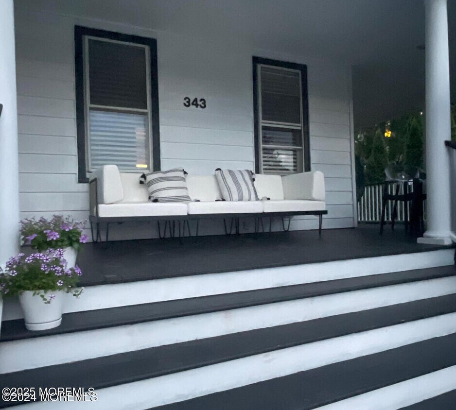 Foto principal - 343 Norwood Ave