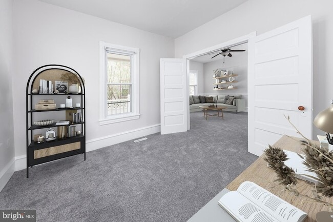 Building Photo - 21 Grandview Ave