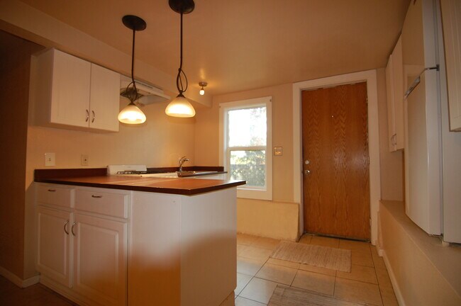 Foto del edificio - 8490 Trenton Rd