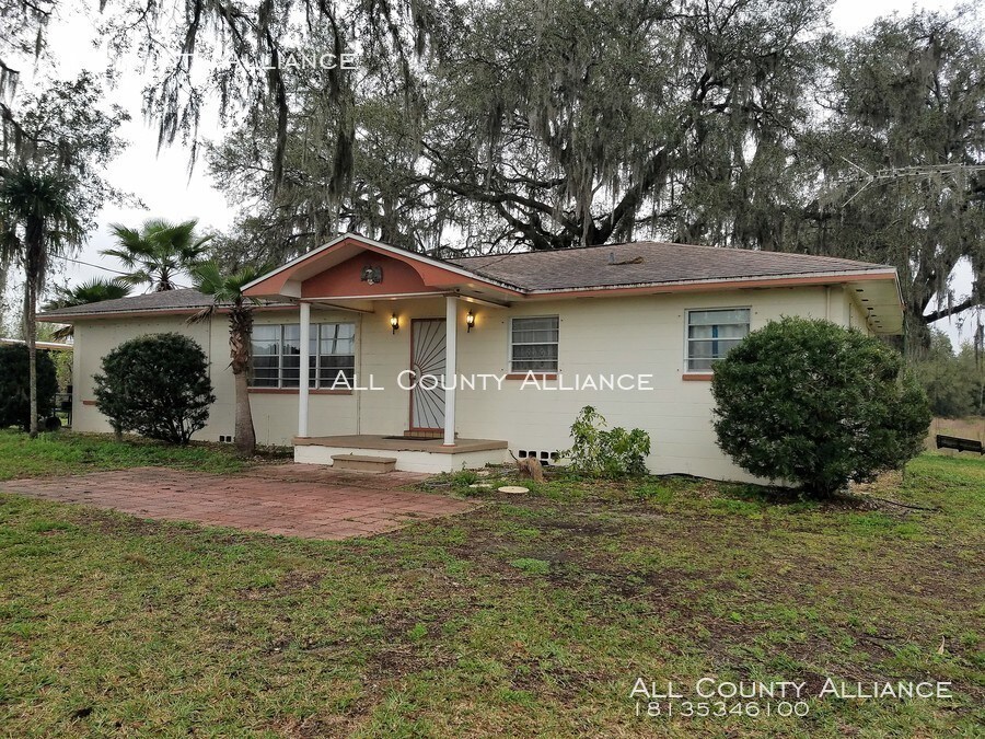 Primary Photo - Must See Home on 5 Acres!