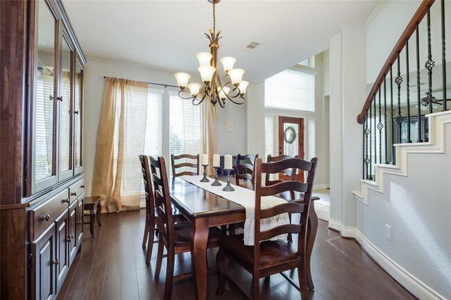 Foto del edificio - 27707 Lodgemist Ct