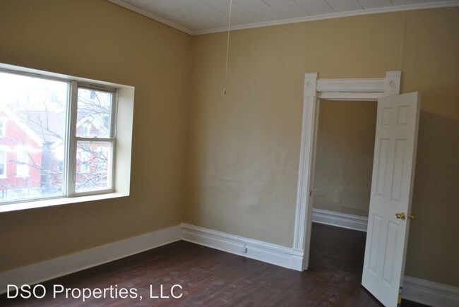 Foto del edificio - 1 br, 1 bath  - 2134 W. 18th St.