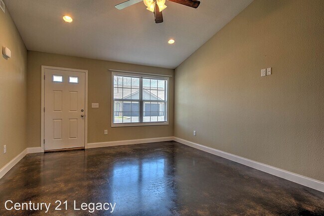 Building Photo - 2 br, 1 bath House - 45 Sutter Place