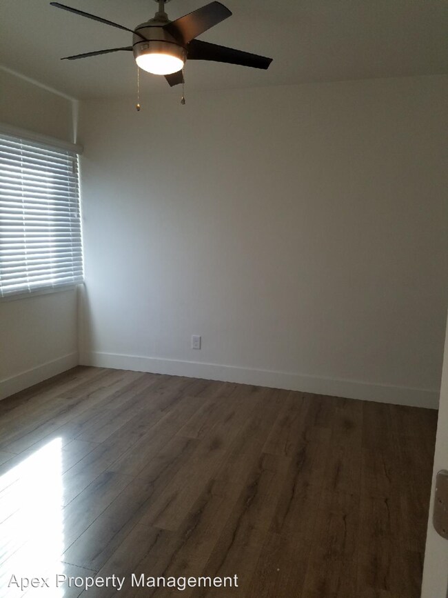 Foto del edificio - 11312 S Truro Ave