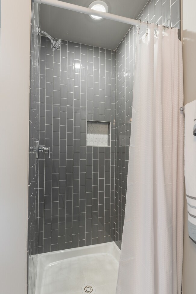 Foto del edificio - 1593 Sinclair Ave