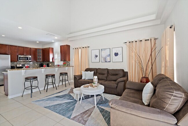 Foto del edificio - 346 Riggs Cir