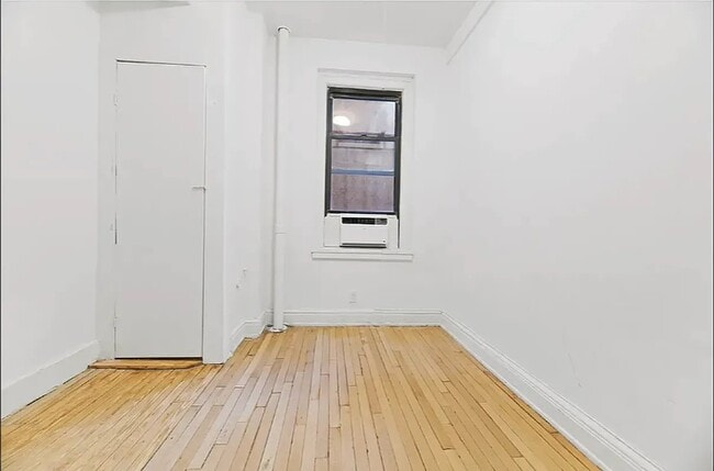 Foto del edificio - 151 W 74th St