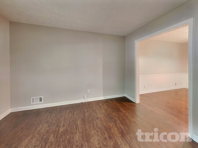 Foto del edificio - 5308 Omalley Ln