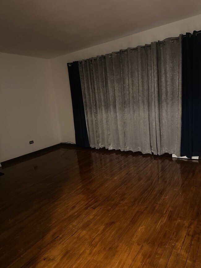 Foto del edificio - 380 Mackinaw Ave