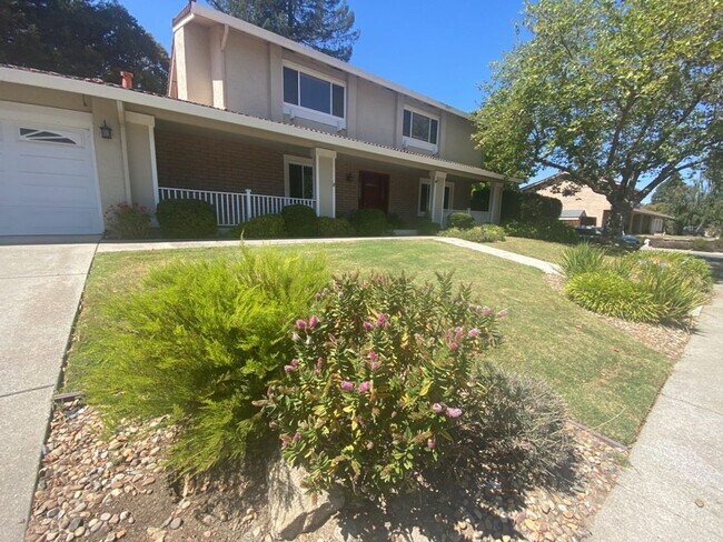Building Photo - San Ramon, Gorgeous home in Twin Creeks!