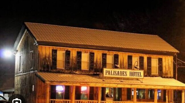 Foto del edificio - 1921 N James St