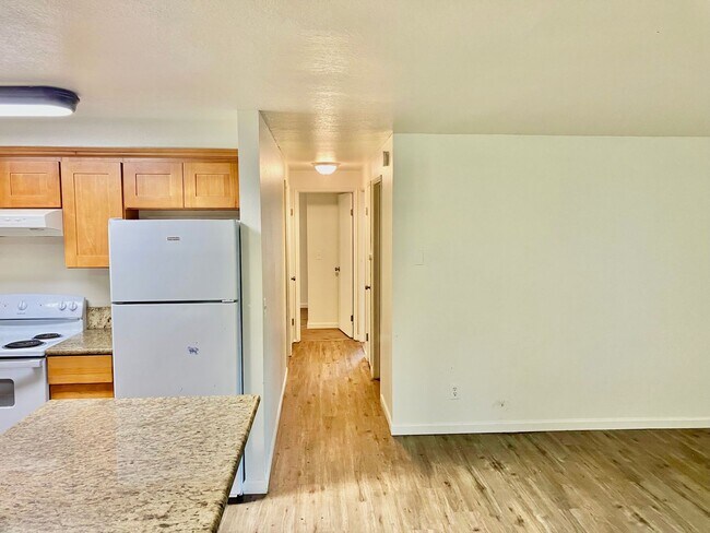 Foto del edificio - 4120-4140-4140 NE 8th St