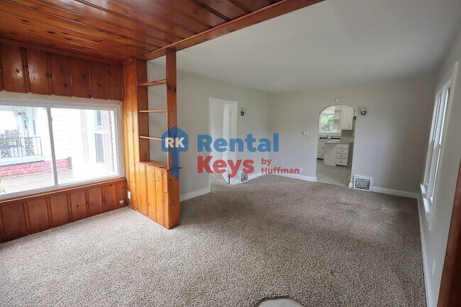 Foto del edificio - 2525 S Rotherwood Ave