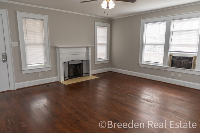 Building Photo - 215 Lenoir St