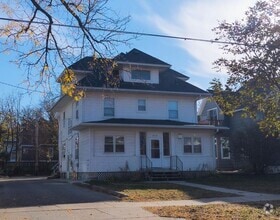 Building Photo - 818 W Center St