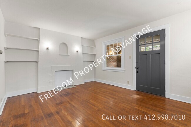 Foto del edificio - 749 Shady Dr E