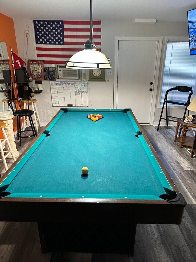 Rec Room with Pool Table - 11265 Amy Frances Ln